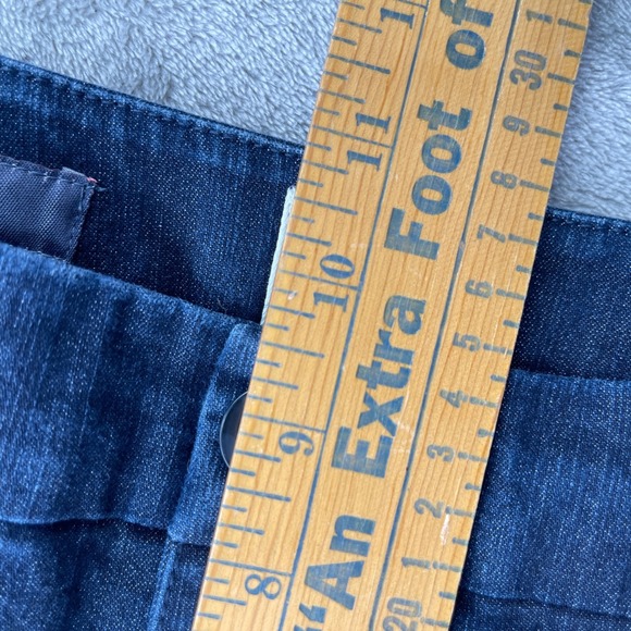 St John's Bay‎ Denim Crop Pant Woman 6 Blue Dark Neutral Y2K Mid Rise Edgy Capri - Picture 10 of 11